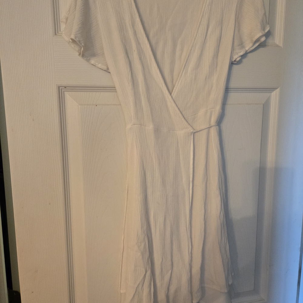 White Wrap Dress Size Small